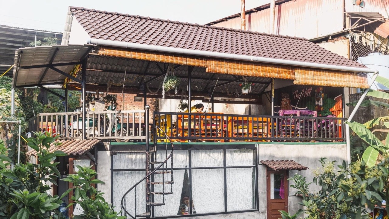 Homestay có nhiều căn nhà nhỏ ghép lại - Nguồn: @TheHillHomestay