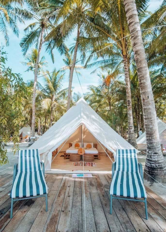 Lều canvas trắng mang đến hơi hướm Bohemian - Nguồn: @GlampingDaiLanhBeach