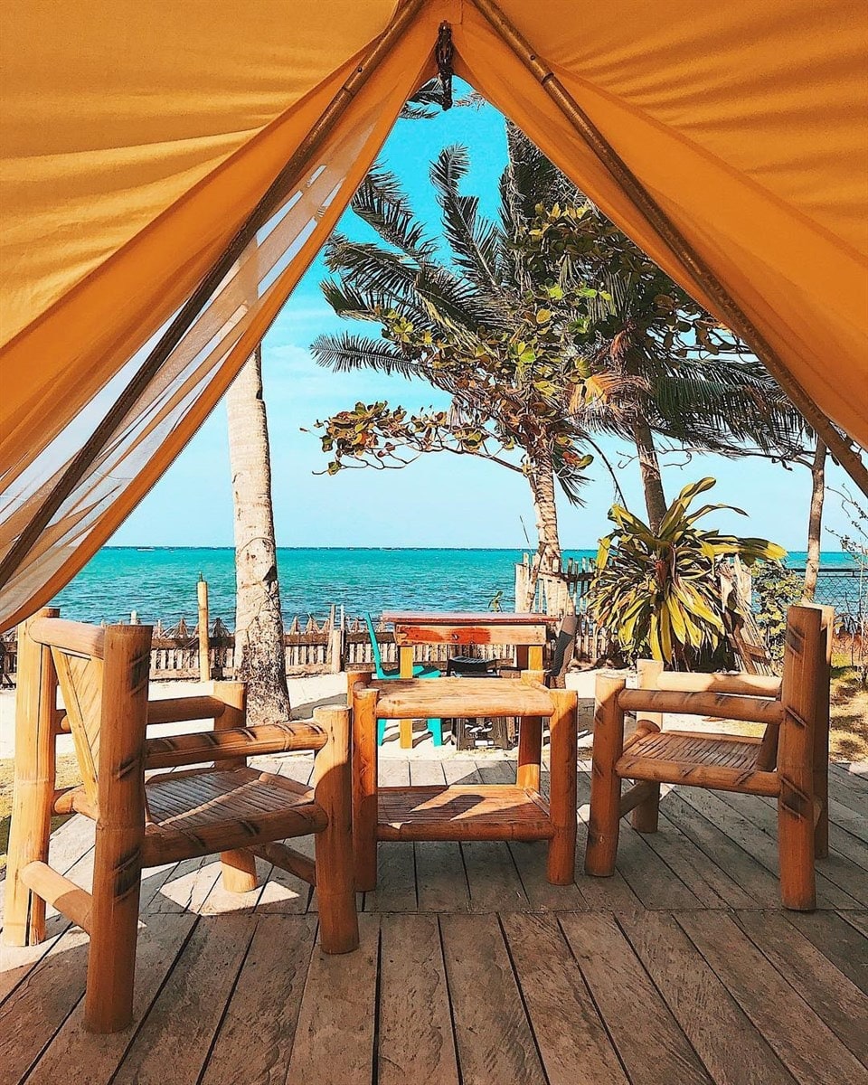 Khu Glamping view bao quát cả vùng biển - Nguồn: @GlampingDaiLanhBeach