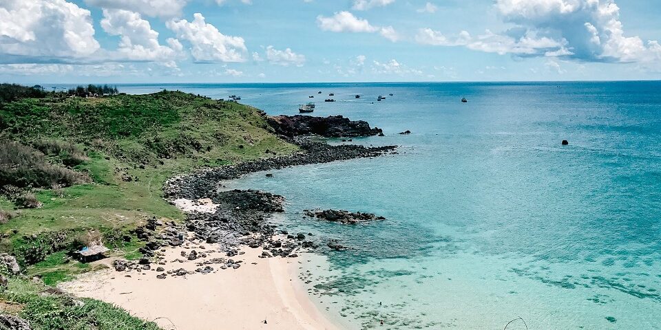 Khám phá hòn ngọc ẩn Đảo Phú Quý - Nguồn: Sưu tầm