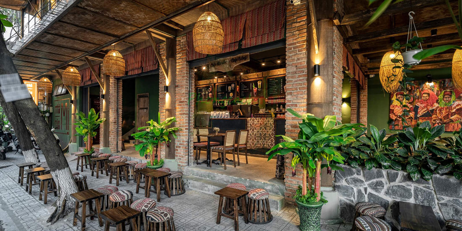 Nhà của Mị – Chất Tây Bắc thơ mộng giữa lòng Sài Gòn – Nguồn: thietkecafedep.com.vn Nhà của Mị - Chất Tây Bắc thơ mộng giữa lòng Sài Gòn - Nguồn: thietkecafedep.com.vn