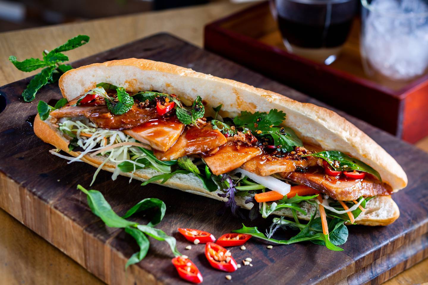 Bánh mì Việt Nam - Món ăn phải nếm nếu là người Việt