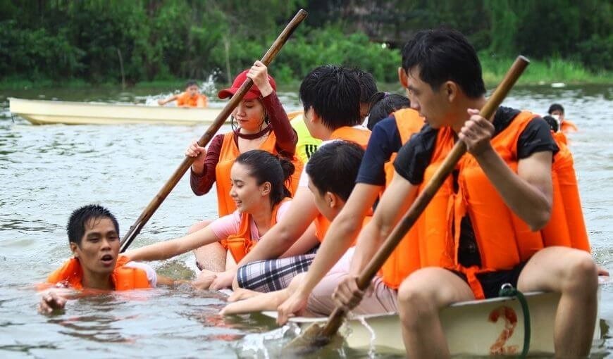 Đua thuyền tại Bò Cạp Vàng – Nguồn: @bocapvang.net