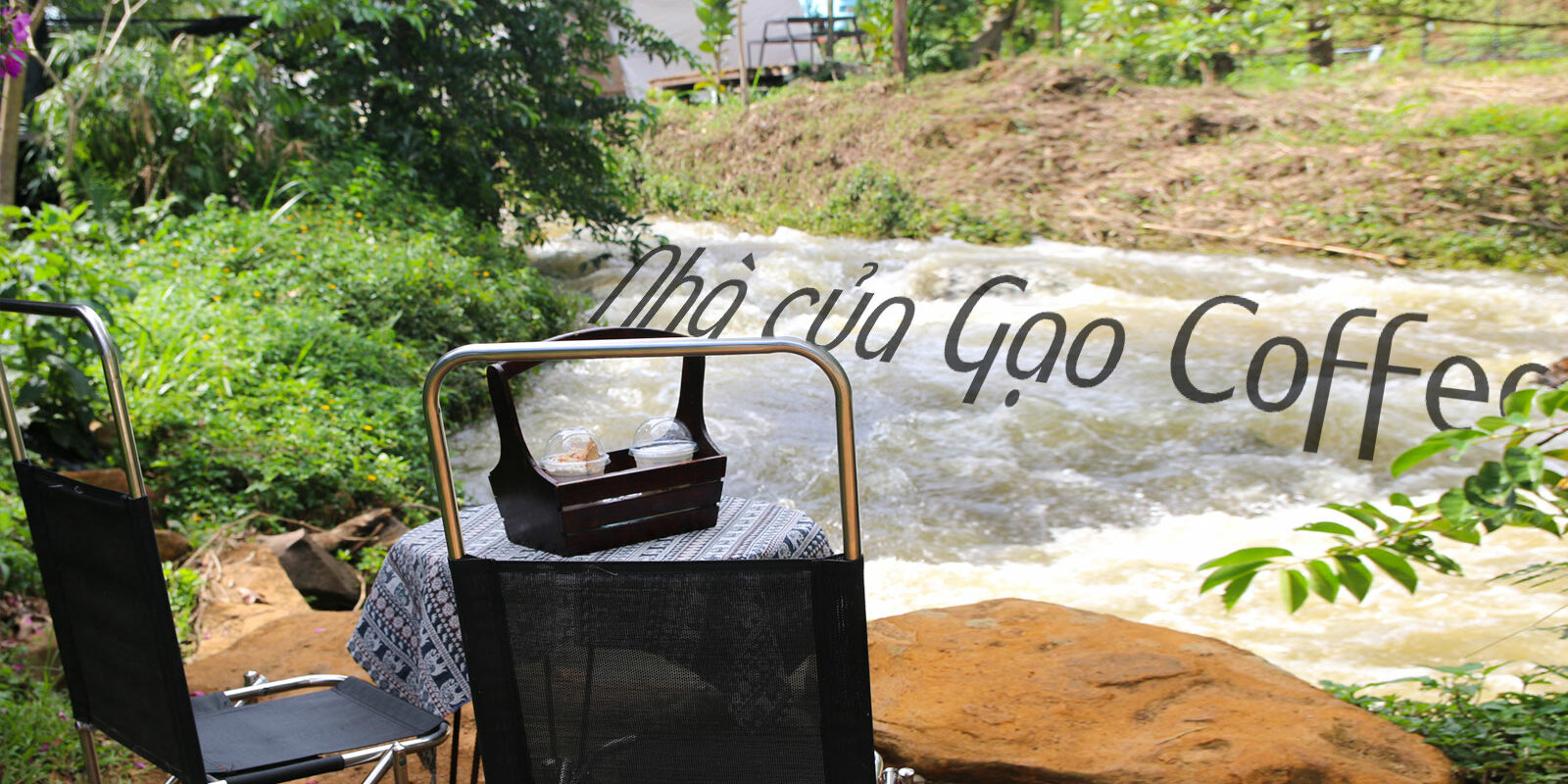 Khám phá Nhà của Gạo Coffee