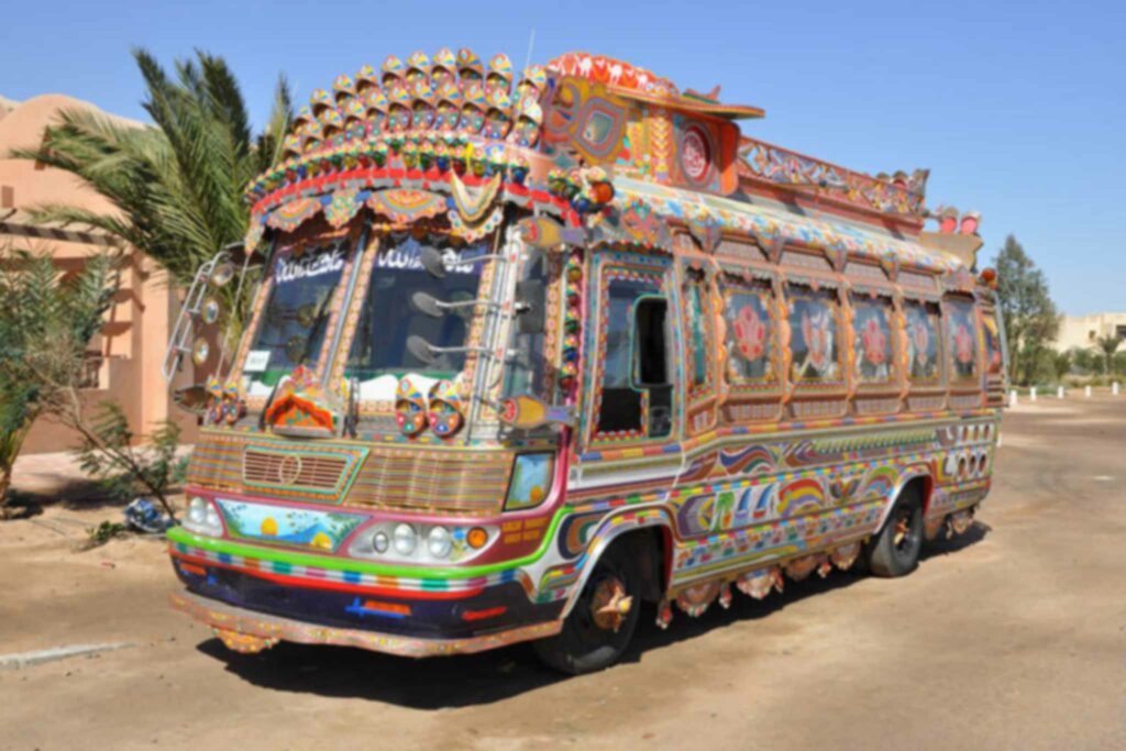 Truck Art là một nghệ thuật truyền thống của Pakistan