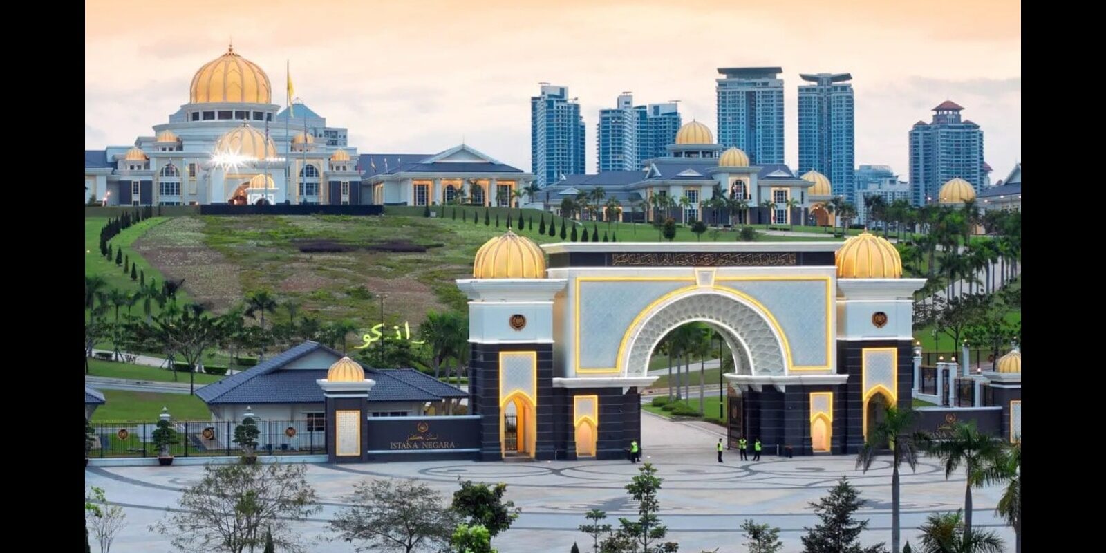 cung-dien-hoang-gia-1