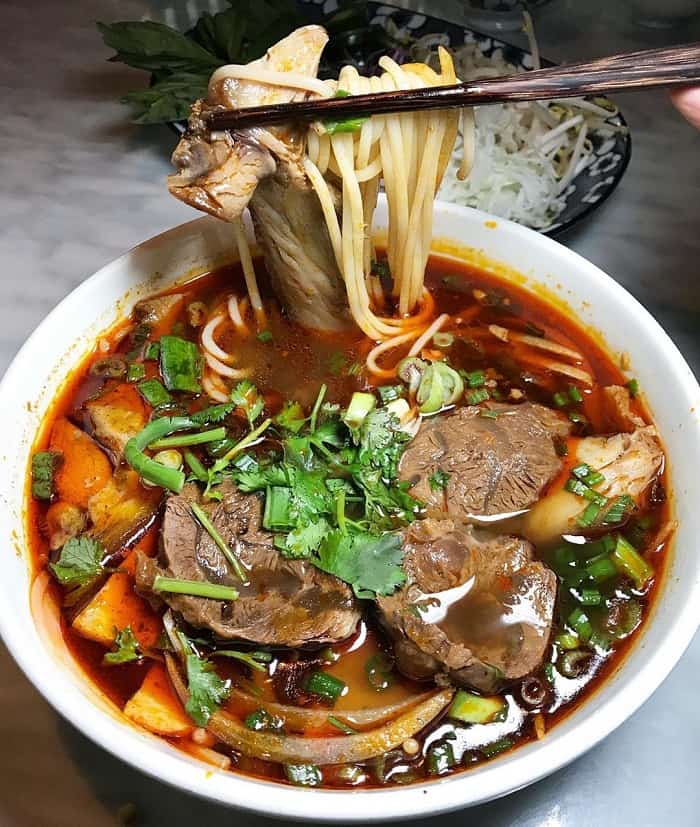 Quán Bún bò Huế ngon - Bún Hẻm 