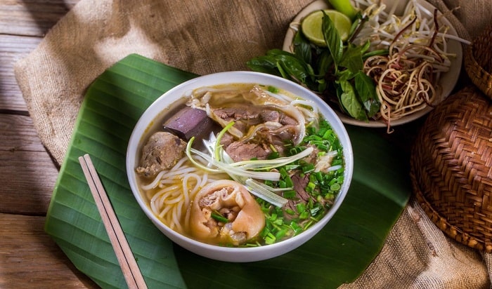 Quán Bún bò Huế Bà Tuyết