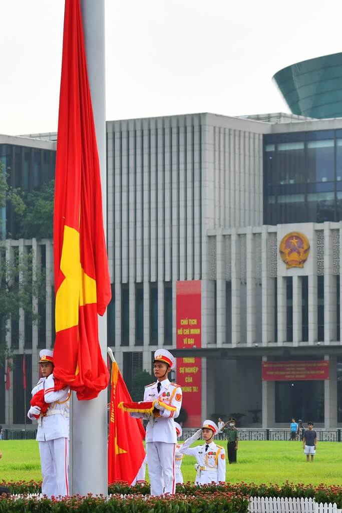 Lễ thượng cờ trang nghiêm - Nguồn: Internet