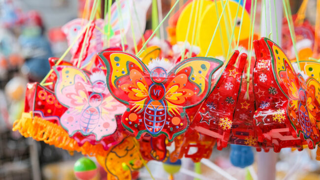 den-long-trung-thu-tu-van-hoa-den-thu-vi-cua-tre-em